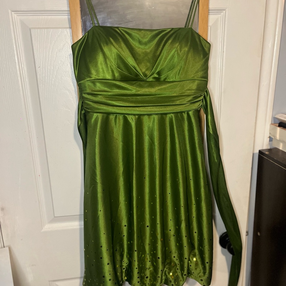 Le Chateau Formal Green Dress, Cocktail Dress, Prom, Size 7/8. - Picture 8 of 12
